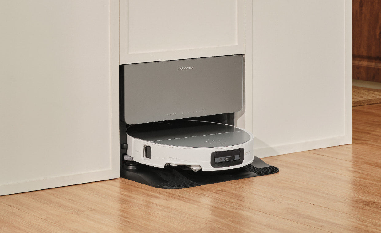 Saros 10 with Refill and Drainage System dock installed compactly under a cabinet.