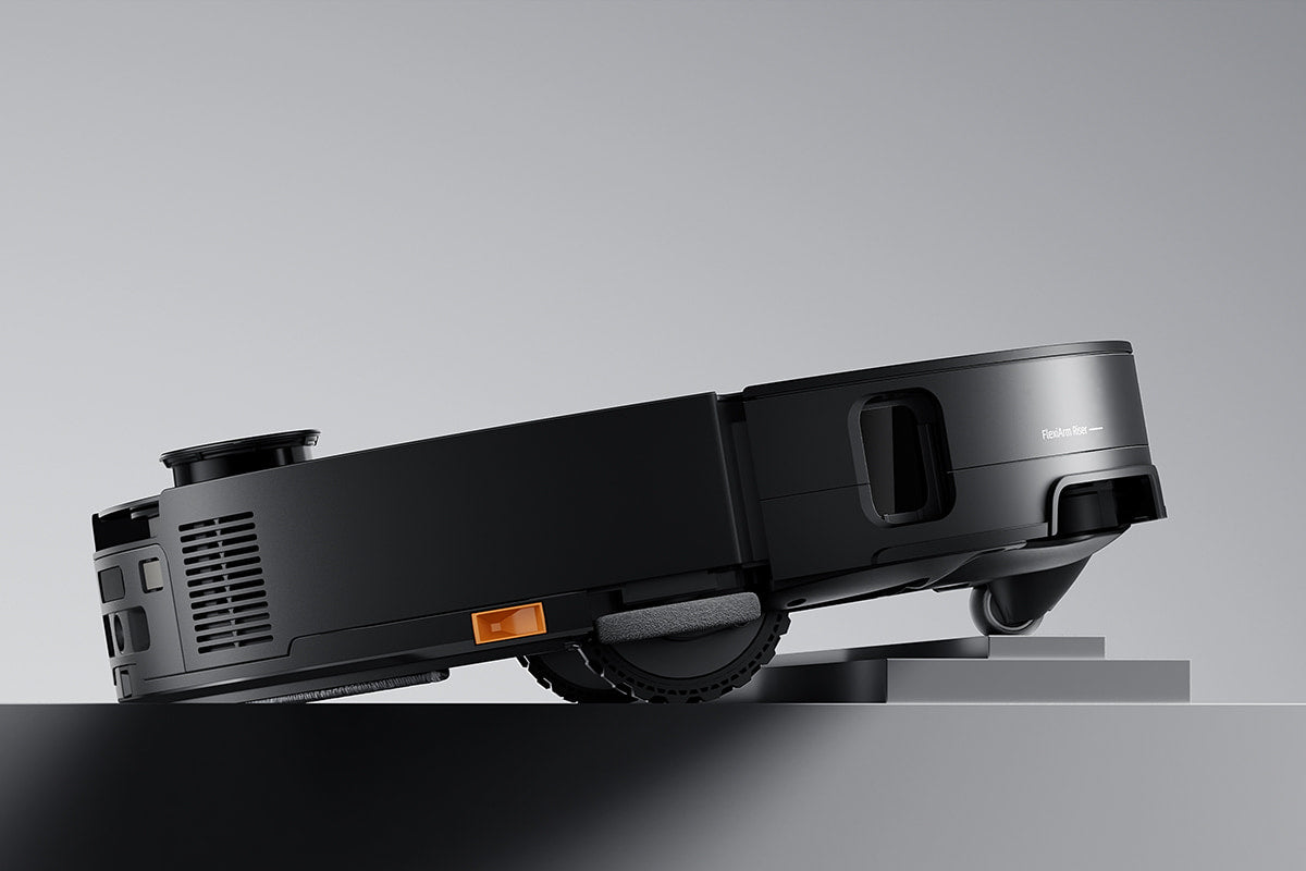 Saros 10 lifting its chassis to cross a raised threshold.